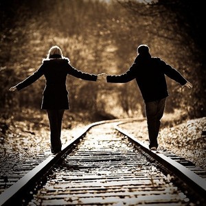 couple-rail-road-tracks